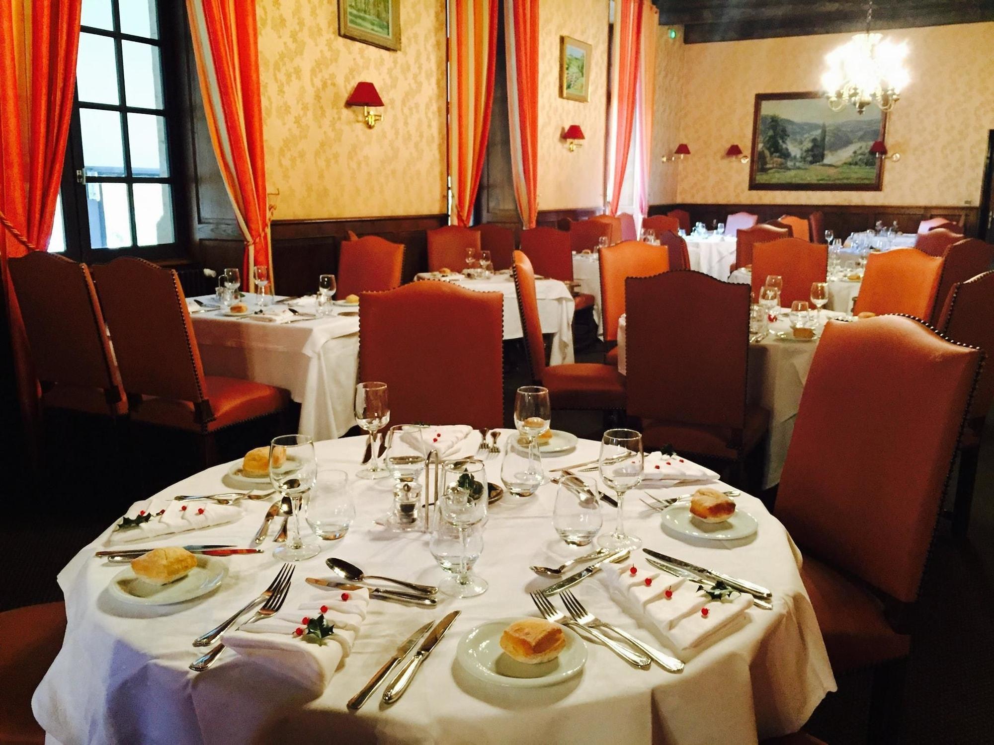 Chateau De Fontanges 4*