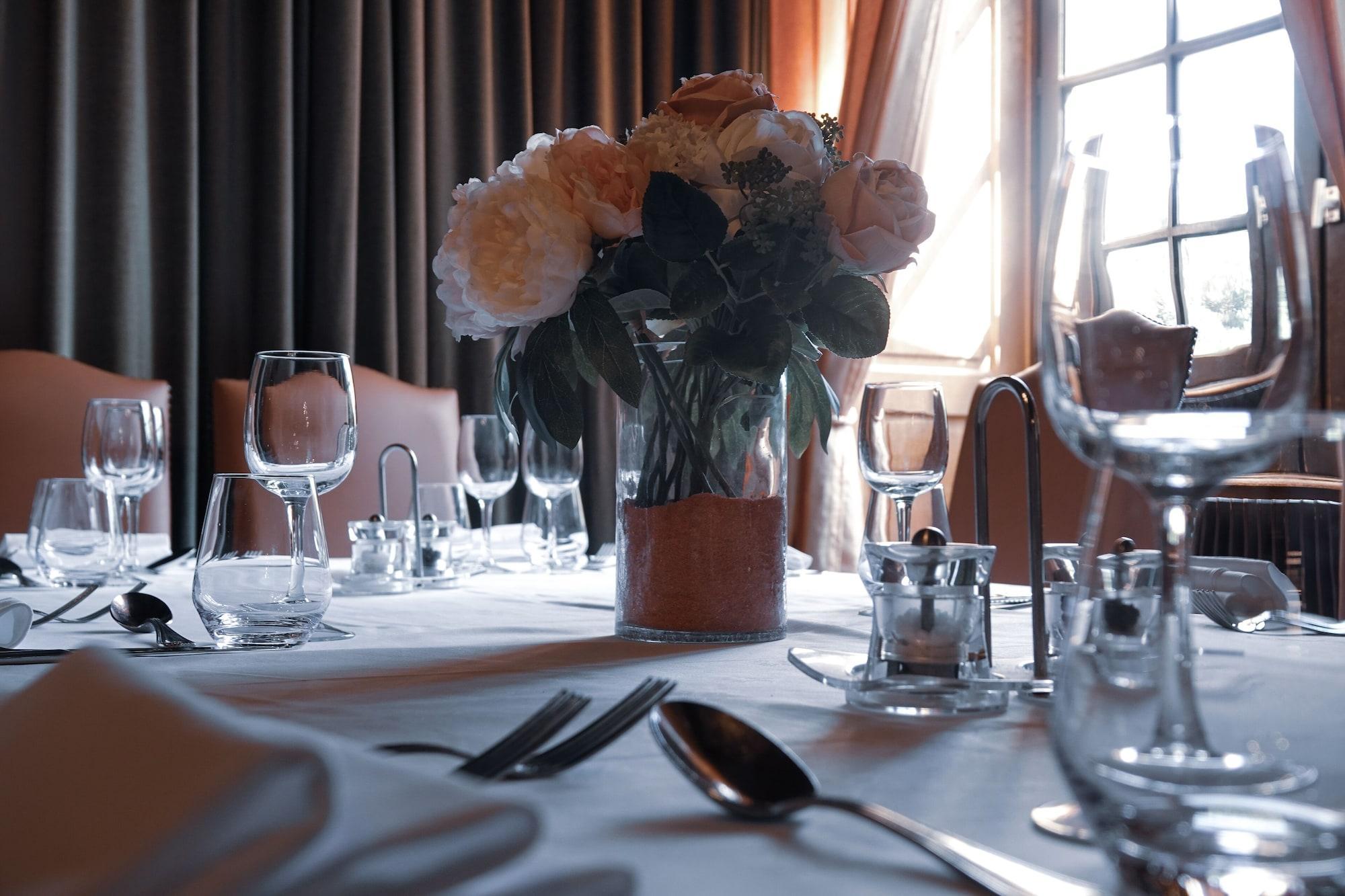 Chateau De Fontanges Hotel 4*